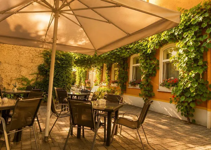 An der Porzellan-Manufaktur Pension